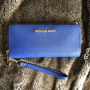 Michael Kors wallet